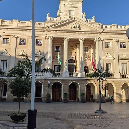 Lindo Apartamento En El Centro Historico De Кадис Екстериор снимка