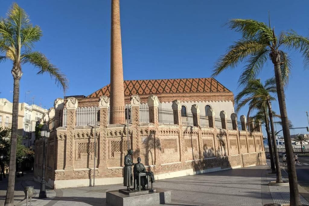 Lindo Apartamento En El Centro Historico De Кадис Екстериор снимка